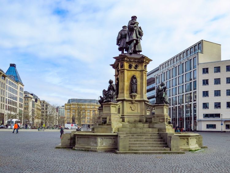 Frankfurt am Main Gutenberg Denkmal